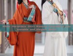 The Charm of Seven-Point Sleeve Cheongsam with Mid-Length Length