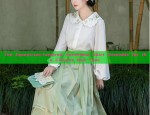 Embracing Modernity in Traditional Cheongsam:The Evolution of Three-Color Improved Qipao
