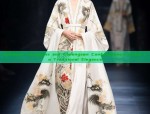 The Splendor of Traditional Chinese Wedding Headdresses in Hanfu Fashion