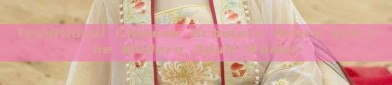 Traditional Chinese Scholars Attire and the Modern Adult Woman