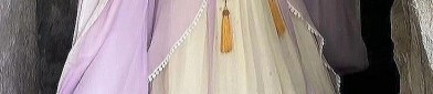 The Allure of Pin-Clasp Hair Accessories and a Pair of Traditional Hanfu Costumes
