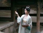 Sleeveless Neck-hanging Cheongsam:A Blend of Traditional Elegance and Modern Charm