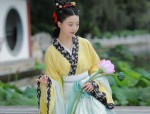 Phoenix Suit:The Magnificent Journey of Hanfu in a Full-Bloomed Splendor