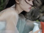 Reimagining the Traditional Cheongsam:Innovations in Design for the Long,Slit-Style Cheongsam