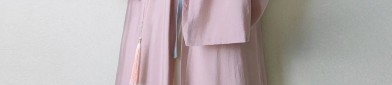 Reinventing Traditional Chinese Fashion:The Modern Hanfu Style of the Enlightened Woman