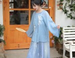 The Rise of Hanfu Fashion:Short-Length Outer Layers