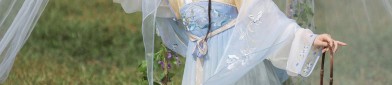 Beautiful Baby Girls in Traditional Chinese Hanfu Fashion:A Guide to 80-Code Hanfu for Little Girls