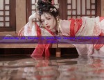 Embracing Original Hanfu:The Revival of Traditional Chinese Clothing