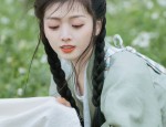 Exploring the World of Hanfu Fashion for Female Middle School Students