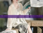 Youthful Fashion:The Rise of Autumn Cheongsam