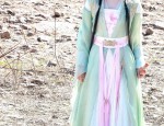 Embracing Traditional Elegance:Plus-Size Women in Modern Chinese Cheongsam Fashion