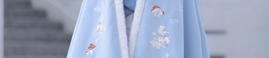 The Enchanting Femme Fatale in a Cheongsam:The Noblewomans Embrace of a Traditional Elegance