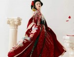 The Enchantment of Summer 2021s Peacock-Inspired Fashion from Peacebird