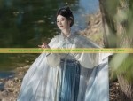 Modernizing the Cheongsam:A Youthful and Elegant Look for Young Girls of a Petite Stature