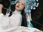 Embracing the Elegance of Black Cheongsam:A New Chinese Style for the Petite Figure