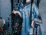 The Story of a Little Girl and Her Love for Hanfu 汉服小姐姐)