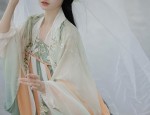 Reinventing the Cheongsam:2024 High-End Summer Fashion Forward