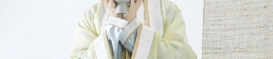 Customized Traditional Tang Suit for Family Celebration on Chinese New Year