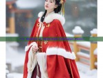 Designing a 30cm娃娃旗袍，迷你尺寸的东方魅力展现
