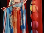 The Inner Charm of Hanfu:A Closer Look at the Qixiong Style
