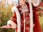 The Elegance of Cheongsam-Style Body-Conscious Skirt:Embracing the Traditional with a Modern Fit