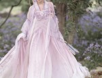 Embracing Traditional Elegance:Original Hanfu Fashion by Yujin