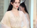 The Embellished Waistband of the Horseface Skirt:A Closer Look into Traditional Beauty