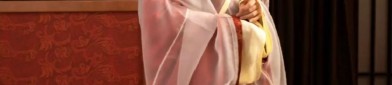 The Art of Qipao,Shawl,and Cape-like Fashion:A Blend of Traditional Elegance and Modern Charm
