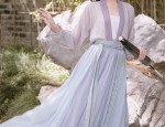 Childrens Horseface Skirt:A Guide to Stylish Half-Length Skirts for Kids