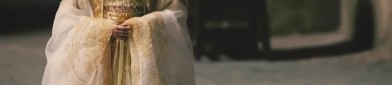 Apricot-Colored Cheongsam with Shawl:A Blend of Tradition and Elegance