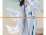 Traditional Chinese-Style Girls Dress with a Horseface Skirt:A Blend of Antiquity and Modernity