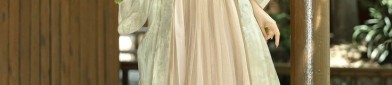 Cashmere Qipao:The Elegance of Goat Hair in Traditional Chinese Fashion
