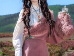 The Splendor of Jingyun’s Horseface Skirt Set