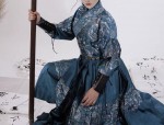 Embracing the New Chinese Style:The Enchanting Cheongsam of Xiangyun Silk