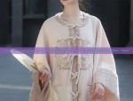 Tall and Elegant in a Cheongsam:The Art of Highlighting Skin Tone