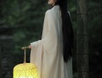 Autumn Fashion Trends:Pairing a Horseface Skirt with Tops