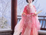 小个子女性的时尚革命，旗袍女新中式中袖旗袍的魅力与演绎