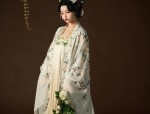 Ancient Charm Revived:The Perfect Pairing of Traditional Costumes and Bags