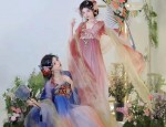 Embracing the New Chinese Style:The Rise of Low-neck Cheongsam