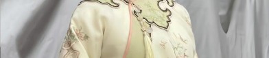 The Charm of Qipao and Merino Overcoat:A Blend of Traditional Elegance and Modern Comfort