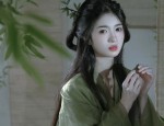 Winter Warmth in a Large Size One-Piece Hanfu Short Jacket