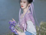 Scholar-Scholars in Hanfu,the Splendid Silk Robes of the Imperial Guards