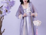 The Elegance of a Pink Cheongsam:A Premier Look into the World of Quality and Style