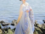 The Splendor of Tengwang Pavilion:A Study on the Horseface Skirt in Traditional Chinese Clothing