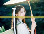Ethereal Beauty in Traditional Hanfu:The Enchanting Style of Waisted-Length Robes for Women