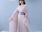 Jellybaby Cheongsam:A Blend of Tradition and Modernity
