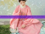 The Evolution of Cheongsam Sleeves:From Mid-length to Three-Quarter and Eight-Quarter Sleeves