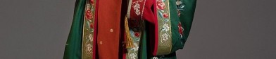 Modern Commuters Guide to Wearing Traditional Hanfu Shirts to Work
