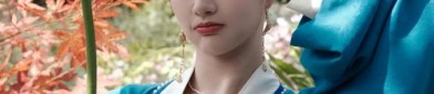 The Enchanting Elegance of a Maojiluo Hanfu Woman