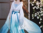 Embracing Traditional Elegance:Original Hanfu Fashion by Yujin